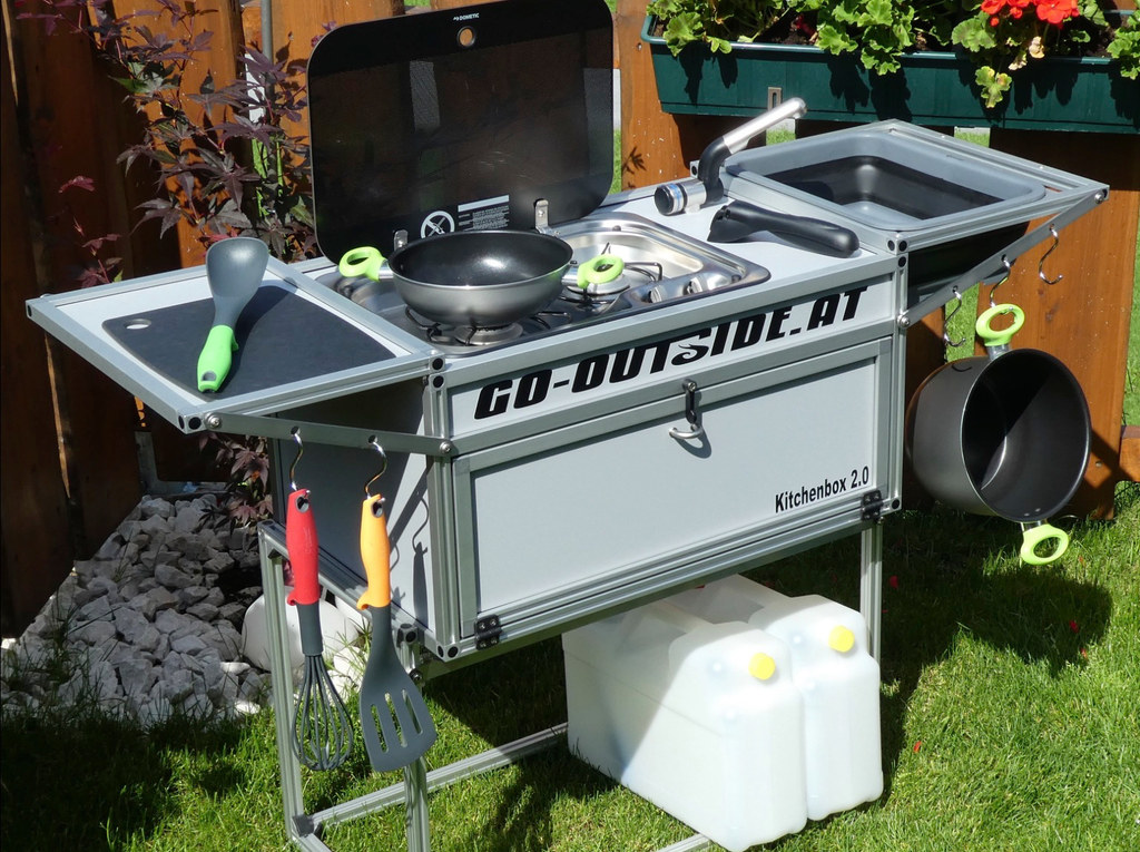 Kitchenbox 1 0 Go Outside cool grey medium.webp