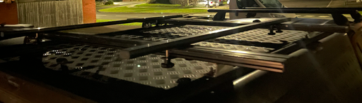 [RSC3TM01S1] Tail mount crossbar Roof Space