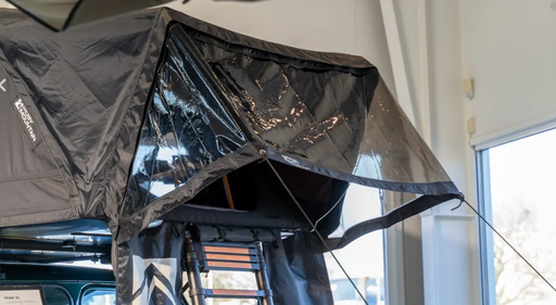 Tent shade Peak Moby Mountain